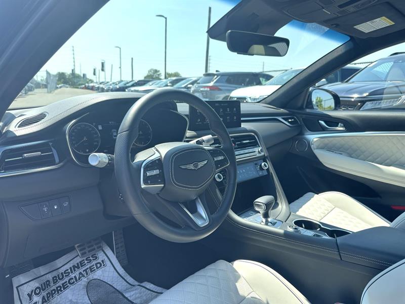 genesis G70 2025 - 12