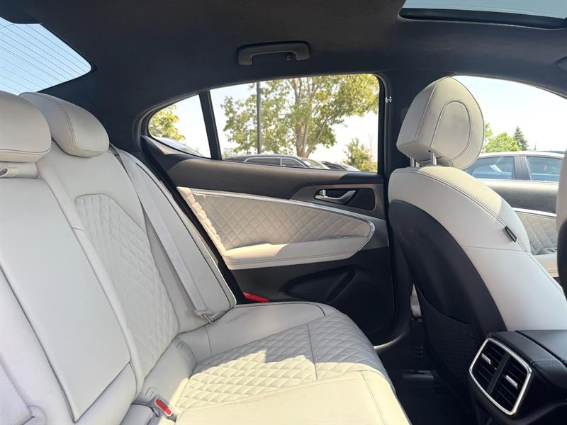 genesis G70 2025 - 29