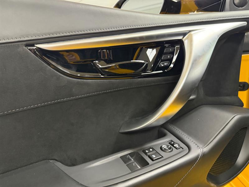 acura NSX 2020 - 17