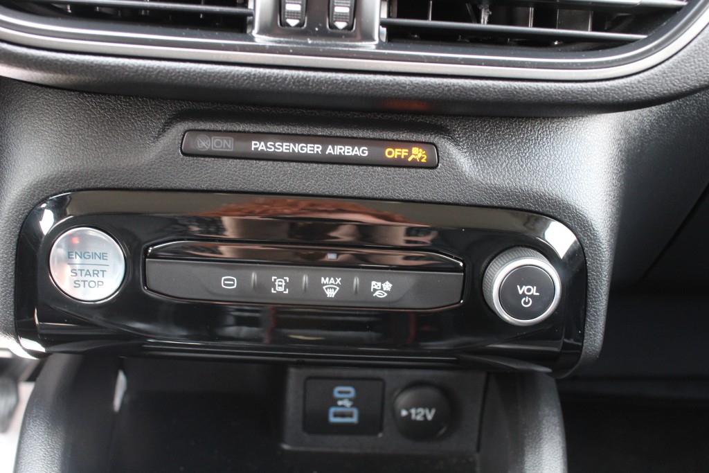 ford Escape 2023 - 26