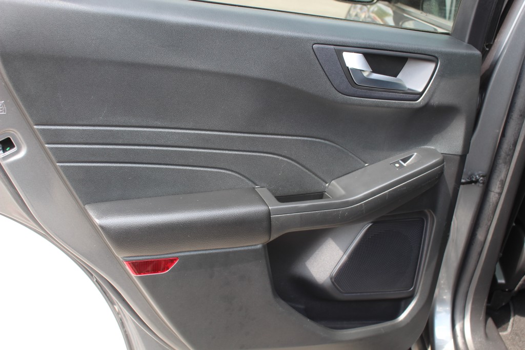 ford Escape 2023 - 31