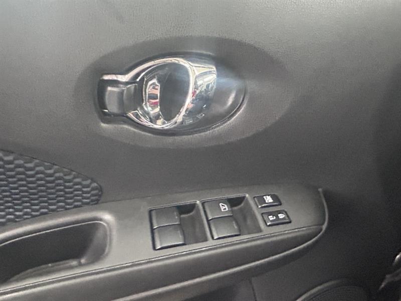 nissan Versa Note 2019 - 12