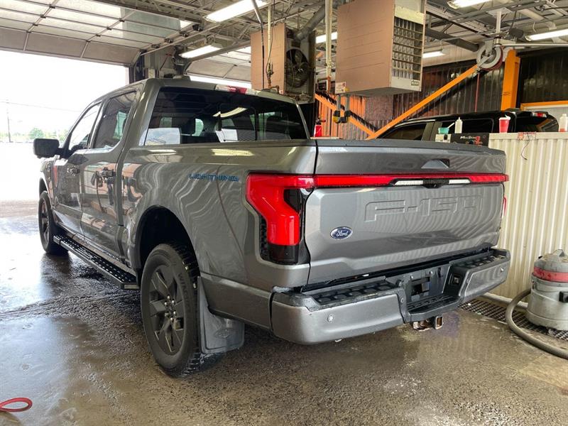 ford F-150 Lightning 2023 - 6