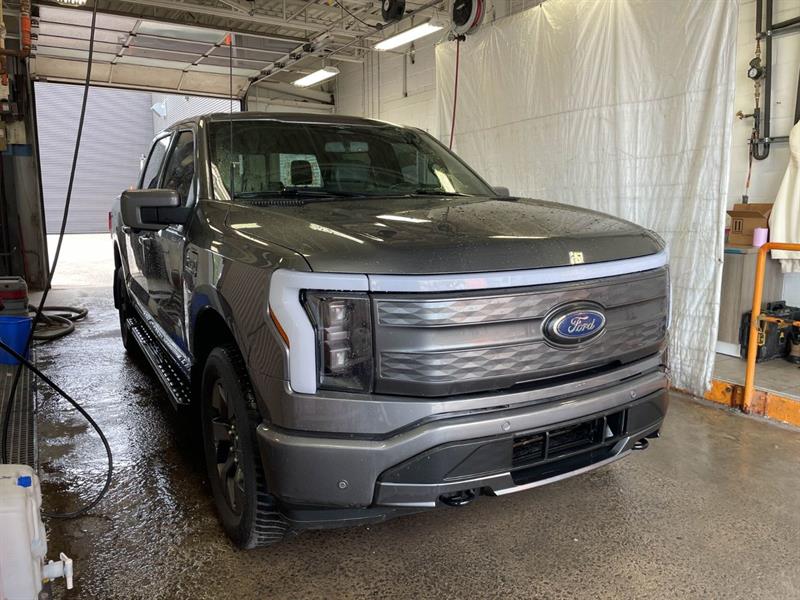 ford F-150 Lightning 2023 - 8
