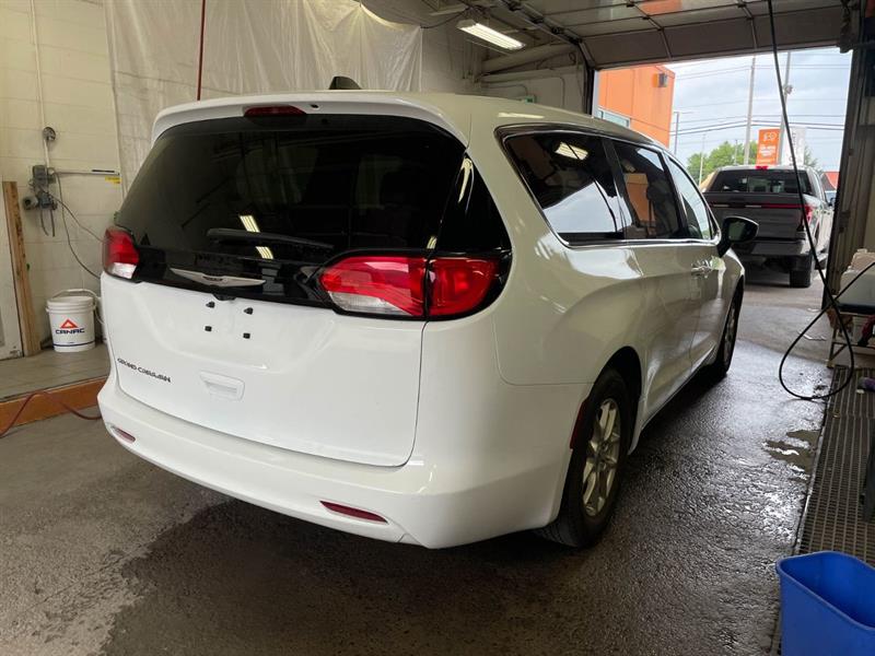 chrysler Grand Caravan 2024 - 8