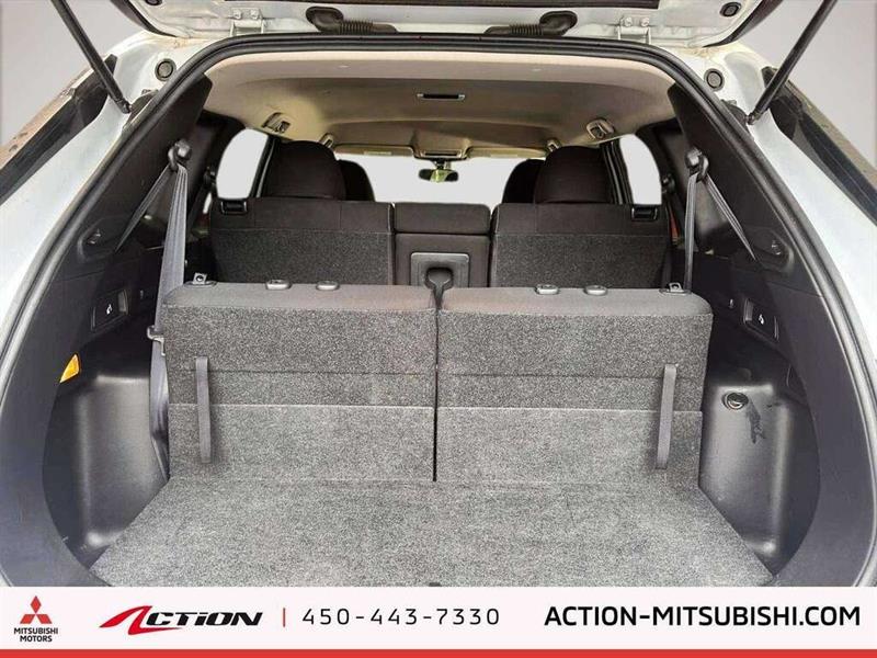 mitsubishi Outlander 2022 - 9