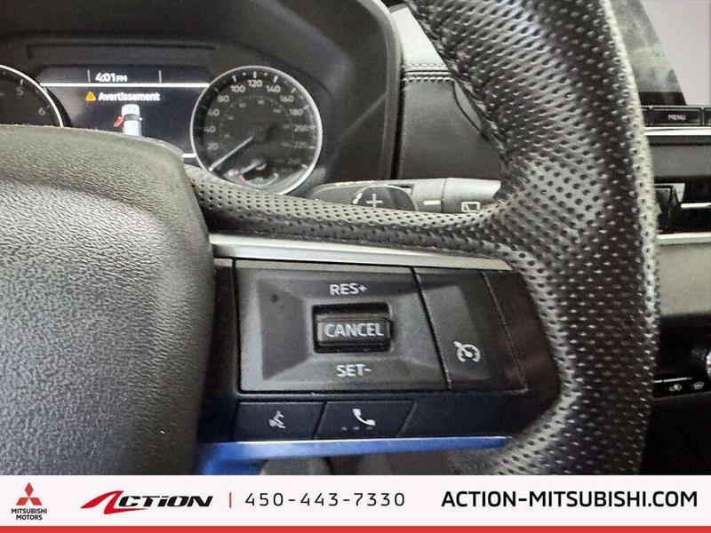 mitsubishi Outlander 2022 - 16