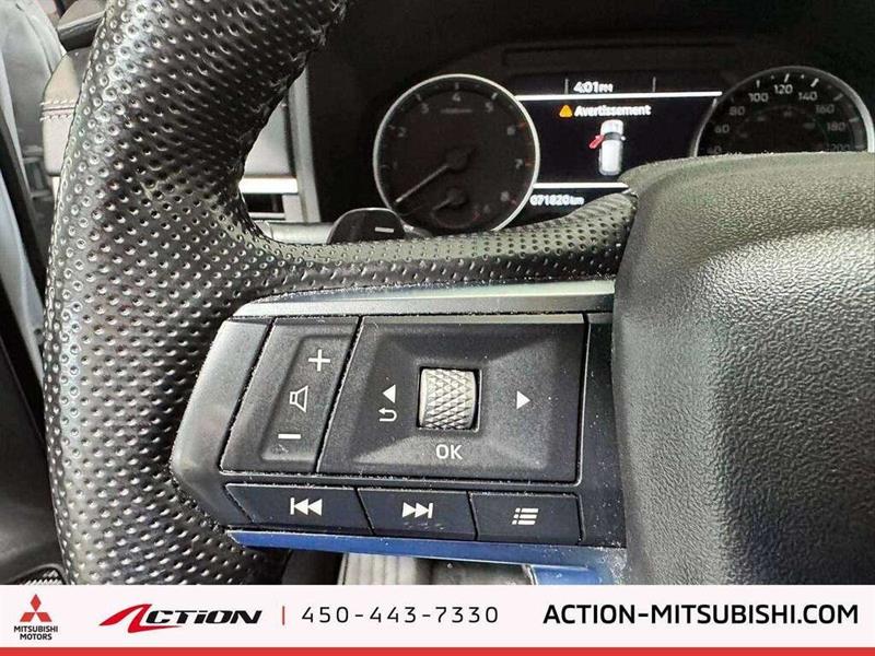 mitsubishi Outlander 2022 - 17