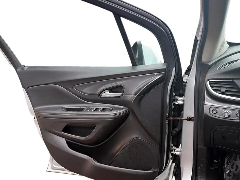 buick Encore 2018 - 11