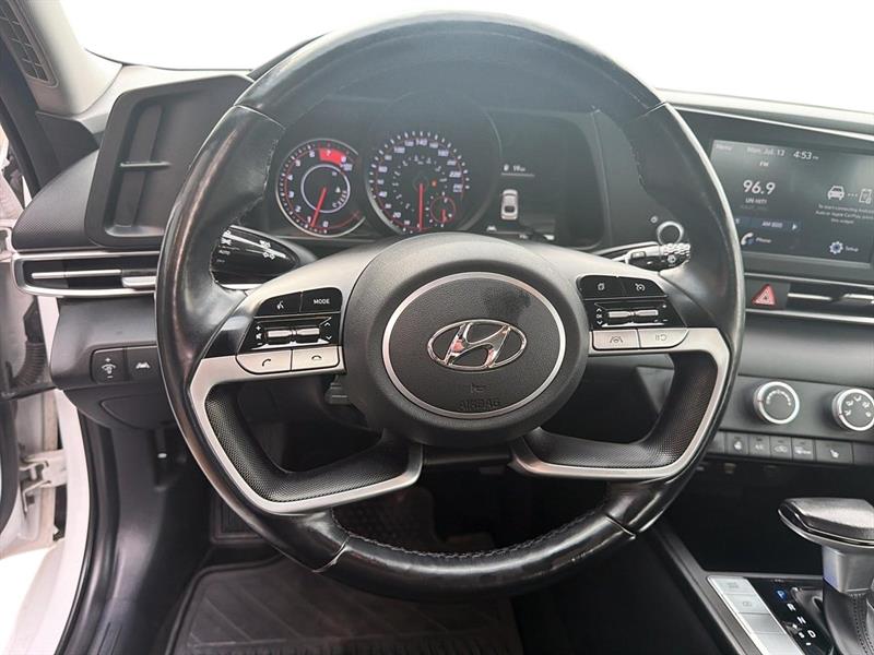 hyundai Elantra 2022 - 12