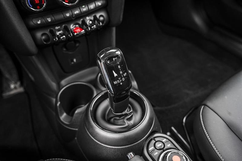 mini 3 Door 2021 - 13