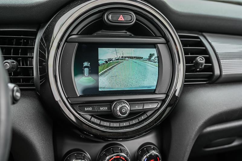 mini 3 Door 2021 - 17