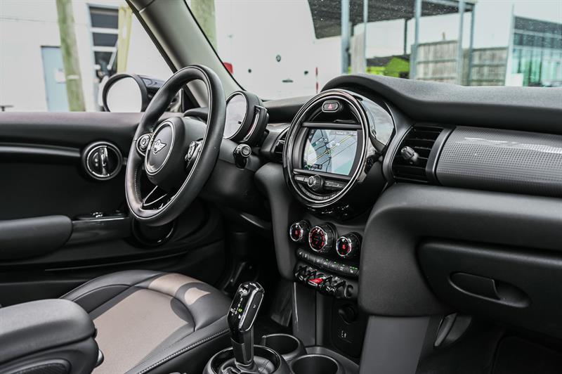 mini 3 Door 2021 - 23