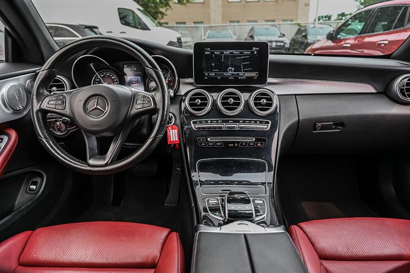 mercedes-benz C300 2018 - 21