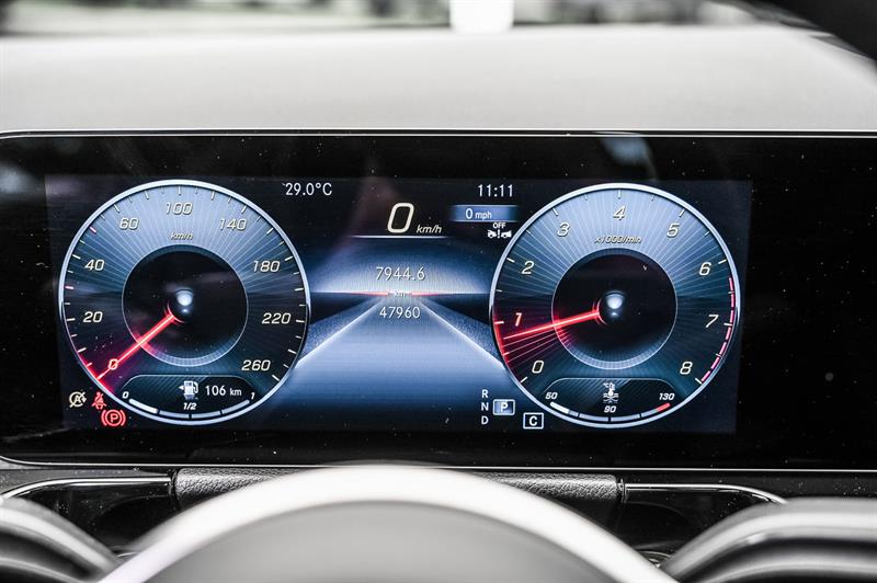 mercedes-benz GLA250 2023 - 22