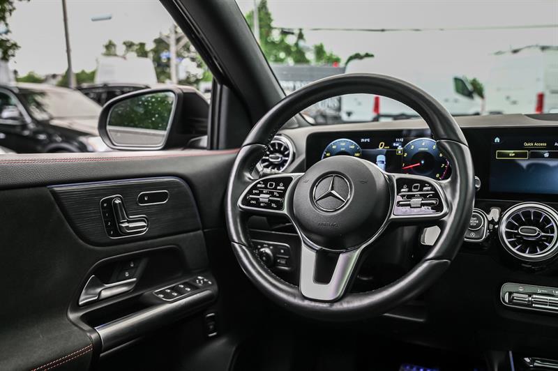 mercedes-benz GLA250 2023 - 28