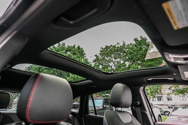 mercedes-benz GLA250 2023 - 33