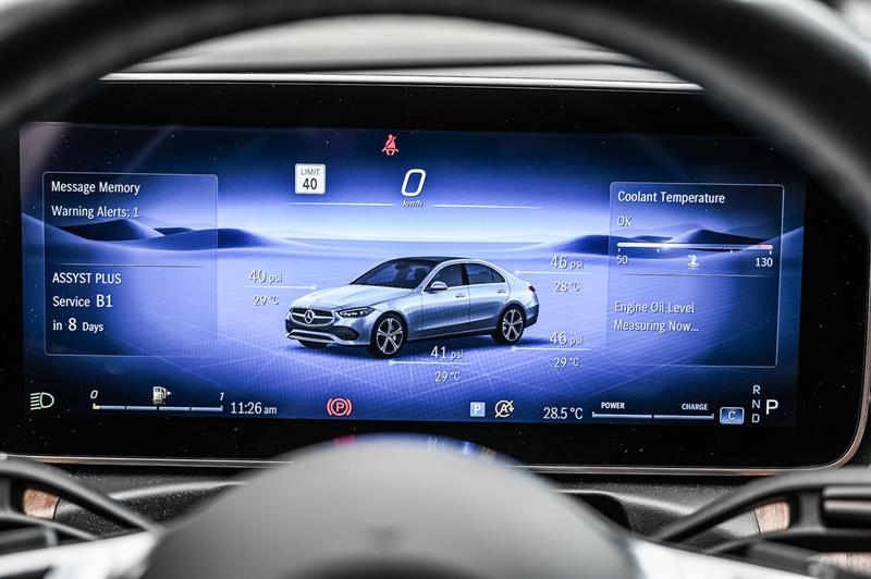 mercedes-benz C300 2024 - 21