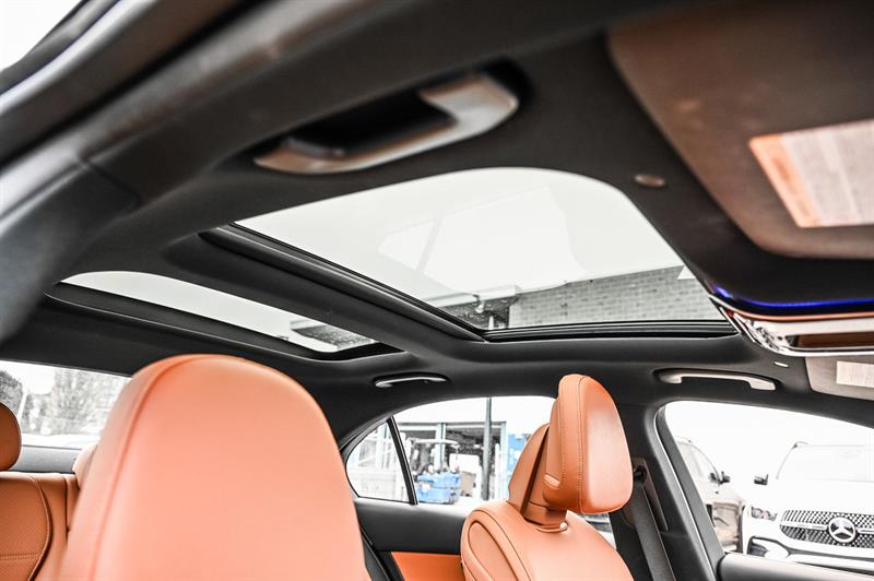 mercedes-benz C300 2024 - 31
