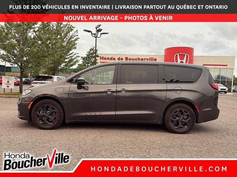 chrysler Pacifica Hybrid 2022 - 3