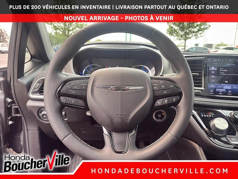 chrysler Pacifica Hybrid 2022 - 29