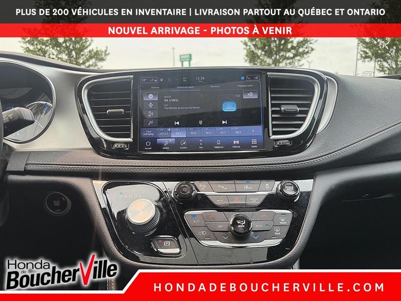 chrysler Pacifica Hybrid 2022 - 35