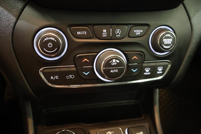 jeep Cherokee 2022 - 25