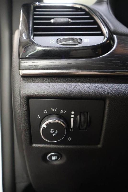 jeep Grand Cherokee 2019 - 27
