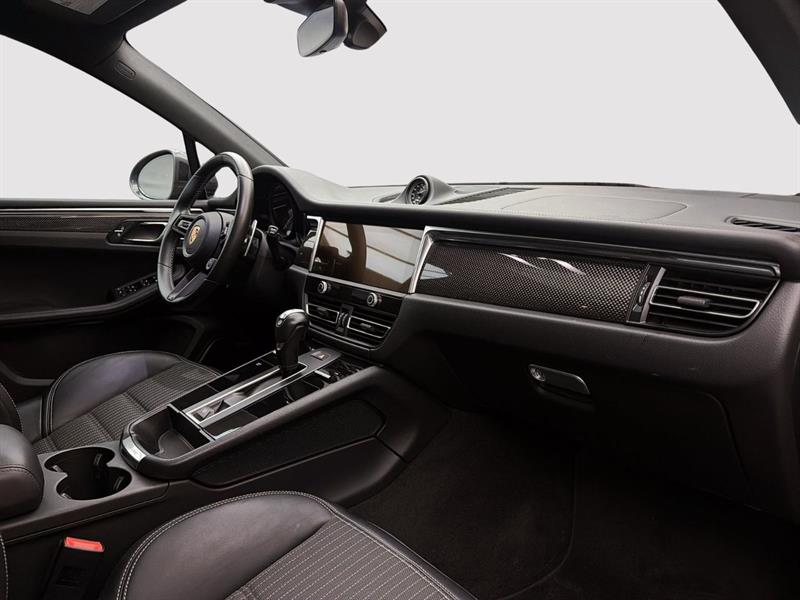 porsche Macan 2024 - 25