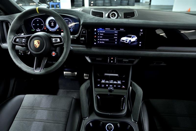 porsche Cayenne 2025 - 13