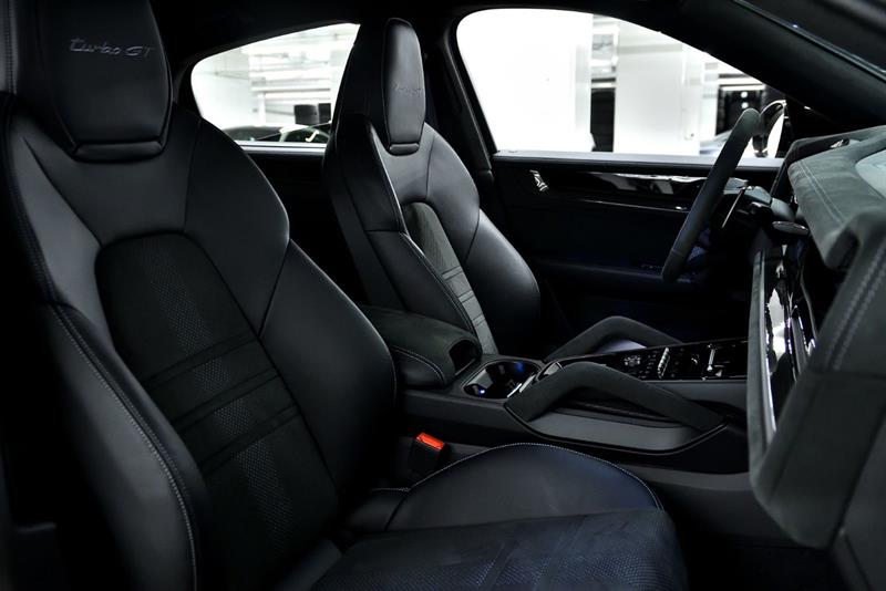 porsche Cayenne 2025 - 26