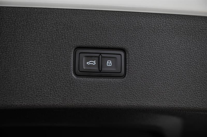 audi SQ8 2022 - 11