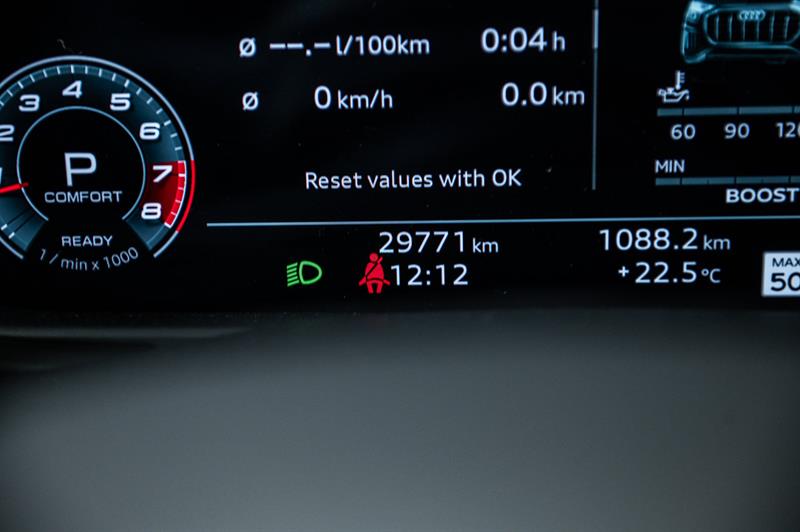 audi SQ8 2022 - 18