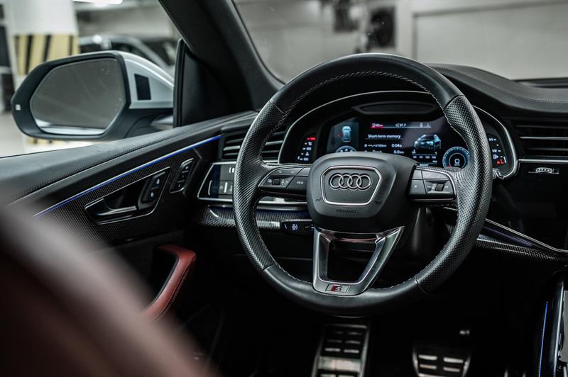 audi SQ8 2022 - 30