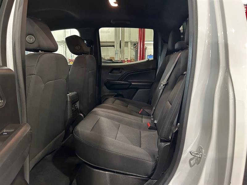 chevrolet Colorado 2023 - 27
