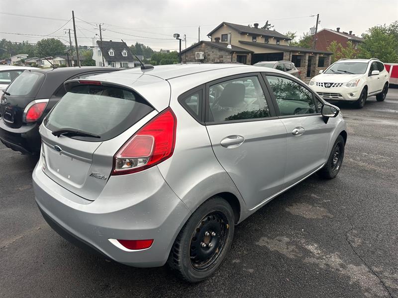 ford Fiesta 2015 - 4