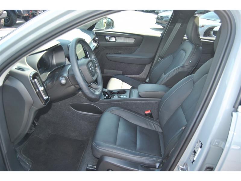 2024 Volvo C40 - Image 9