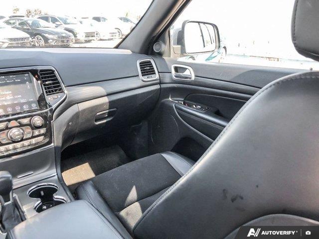 jeep Grand Cherokee 2020 - 24