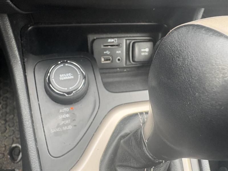 jeep Cherokee 2016 - 14