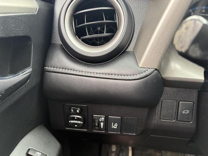 toyota RAV4 2017 - 12