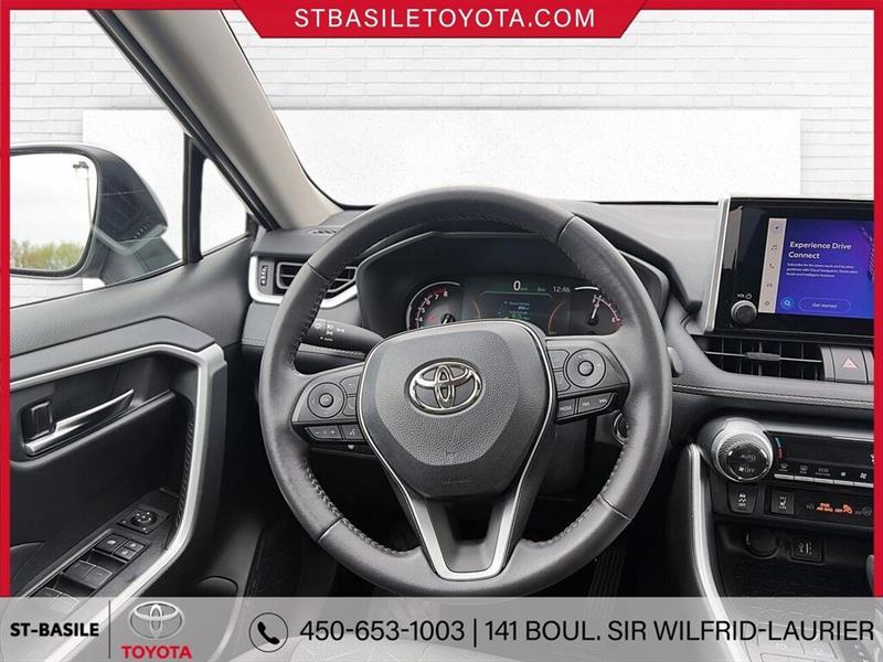 toyota RAV4 2025 - 16