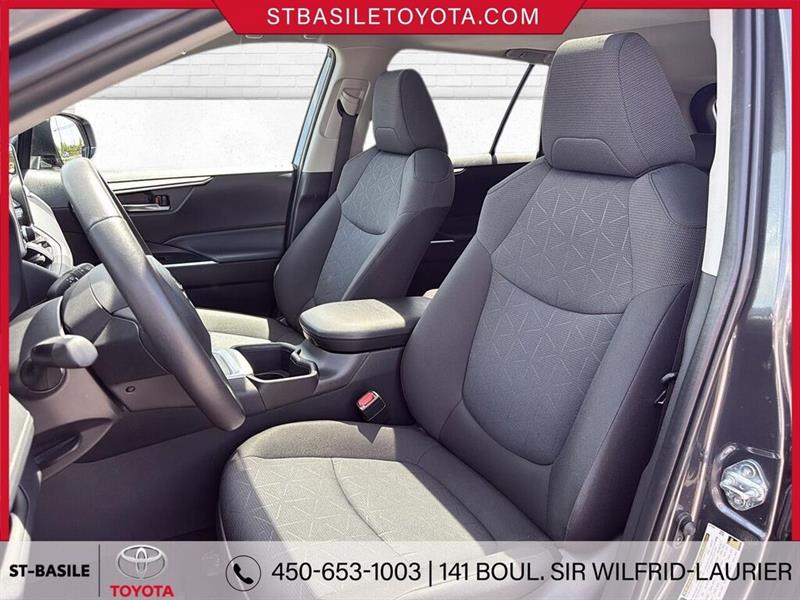 toyota RAV4 2025 - 11