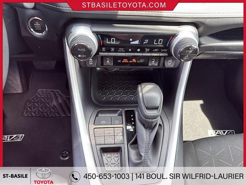 toyota RAV4 2025 - 16