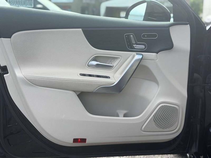 mercedes-benz A-Class 2021 - 11