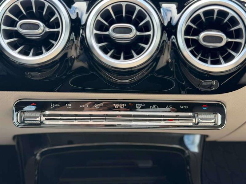 mercedes-benz A-Class 2021 - 26