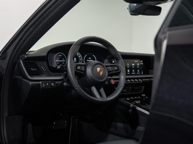 porsche 911 2025 - 31