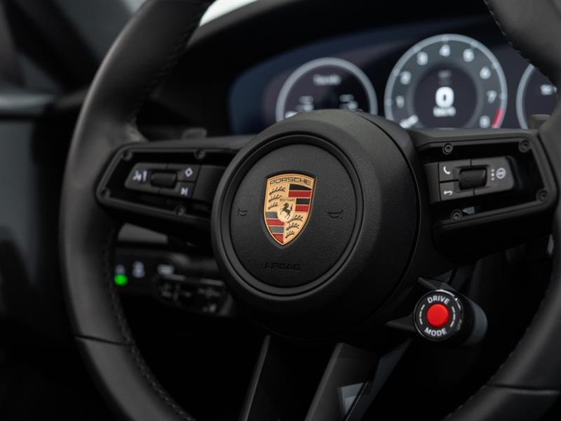 porsche 911 2025 - 38