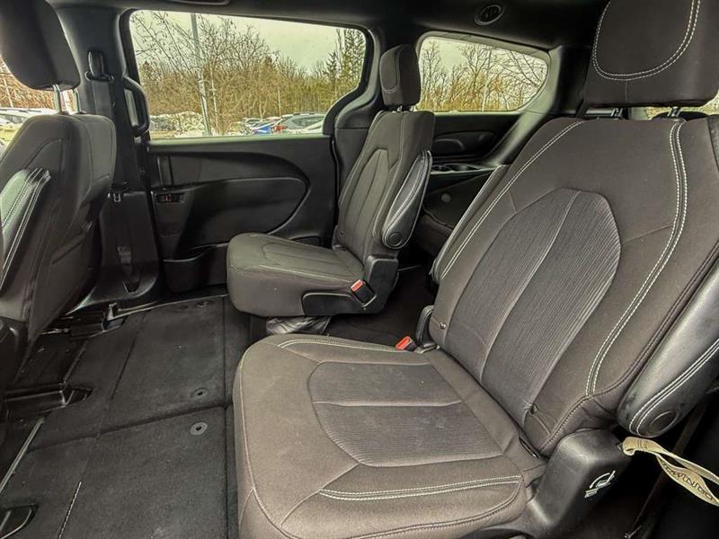 chrysler Pacifica 2023 - 30