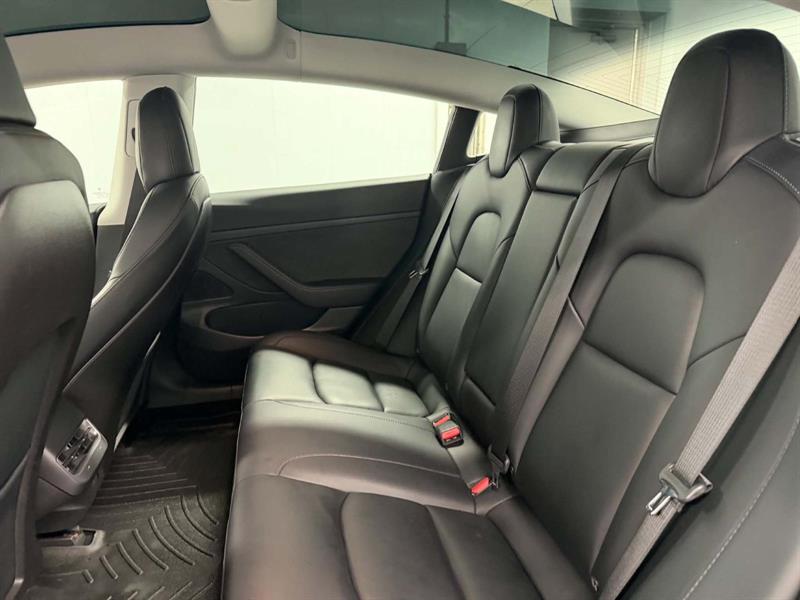 tesla Model 3 2020 - 12