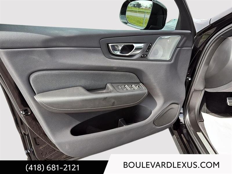 volvo XC60 2022 - 8
